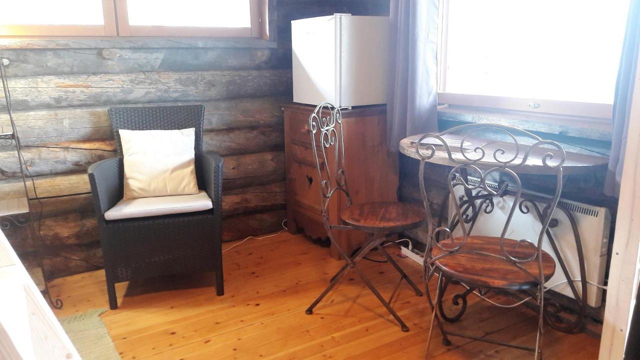 Cabin At Huskies Farm Inari Exterior photo